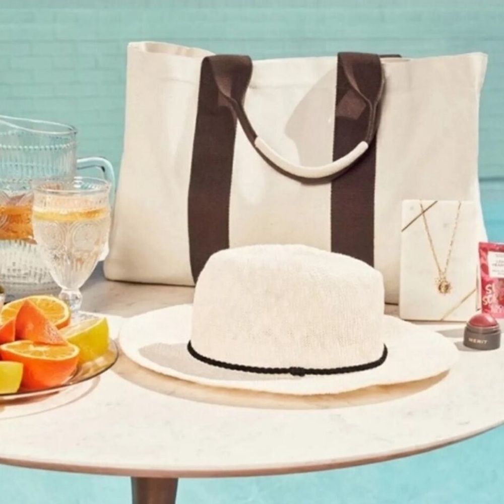 Le Bar Marche x Curateur La Plage Beach Tote bag in Natural/Brown Canvas NWT